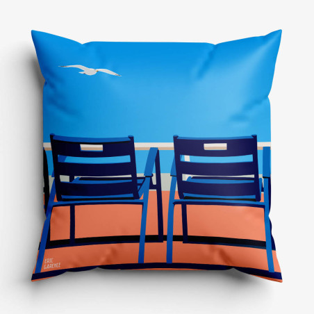 Coussin "Nos 2 chaises bleues" par Eric Garence